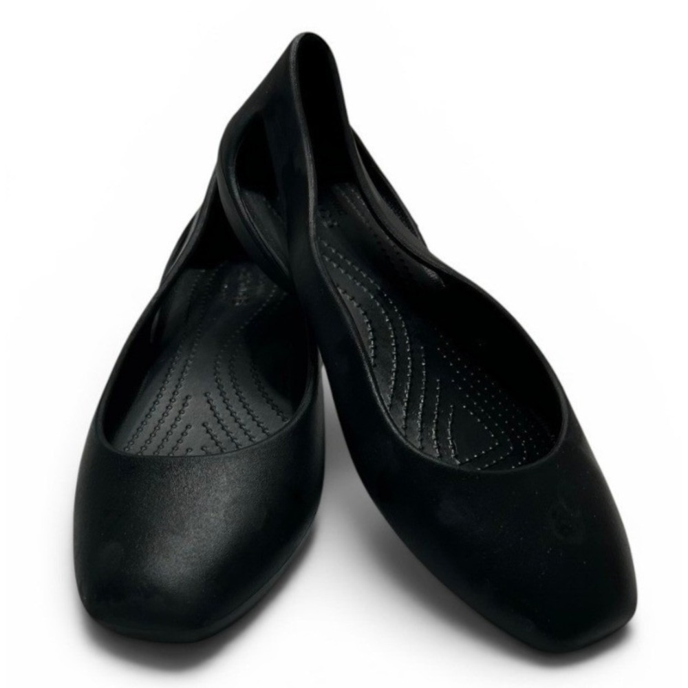 Crocs Sloane Ballet Flats Women's Size 6 Black Slip On Square Toe Shoes
